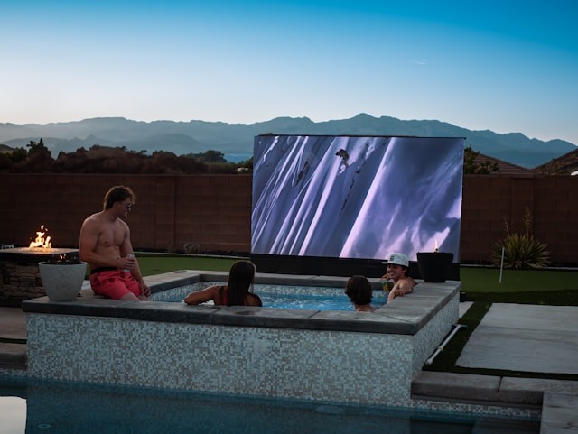 3 Ways to Perfect Your Summer Oasis